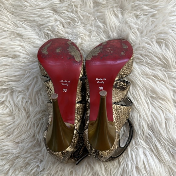 TT Bagatt Heels - Picture 3 of 7